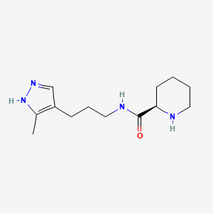 molecular formula C13H22N4O B6632546 (2R)-N-[3-(5-methyl-1H-pyrazol-4-yl)propyl]piperidine-2-carboxamide 
