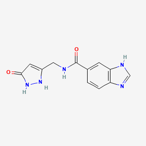 molecular formula C12H11N5O2 B6635902 N-[(5-oxo-1,2-dihydropyrazol-3-yl)methyl]-3H-benzimidazole-5-carboxamide 