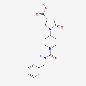 molecular formula C18H23N3O4 B6635964 1-[1-(Benzylcarbamoyl)piperidin-4-yl]-5-oxopyrrolidine-3-carboxylic acid 