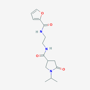 molecular formula C15H21N3O4 B6636044 N-[2-(furan-2-carbonylamino)ethyl]-5-oxo-1-propan-2-ylpyrrolidine-3-carboxamide 