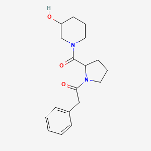 molecular formula C18H24N2O3 B6639600 1-[2-(3-Hydroxypiperidine-1-carbonyl)pyrrolidin-1-yl]-2-phenylethanone 
