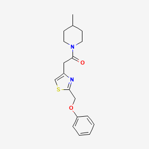 molecular formula C18H22N2O2S B6641932 1-(4-Methylpiperidin-1-yl)-2-[2-(phenoxymethyl)-1,3-thiazol-4-yl]ethanone 