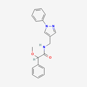 2-methoxy-2-phenyl-N-[(1-phenylpyrazol-4-yl)methyl]acetamide