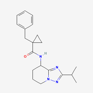 molecular formula C20H26N4O B6749501 1-benzyl-N-(2-propan-2-yl-5,6,7,8-tetrahydro-[1,2,4]triazolo[1,5-a]pyridin-8-yl)cyclopropane-1-carboxamide 