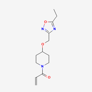 1-[4-[(5-Ethyl-1,2,4-oxadiazol-3-yl)methoxy]piperidin-1-yl]prop-2-en-1-one