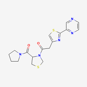 2-(2-Pyrazin-2-yl-1,3-thiazol-4-yl)-1-[4-(pyrrolidine-1-carbonyl)-1,3-thiazolidin-3-yl]ethanone