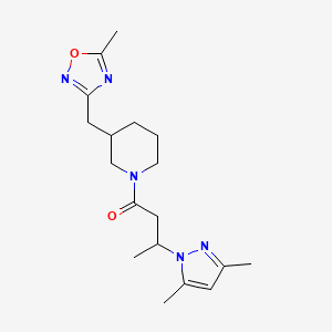 3-(3,5-Dimethylpyrazol-1-yl)-1-[3-[(5-methyl-1,2,4-oxadiazol-3-yl)methyl]piperidin-1-yl]butan-1-one