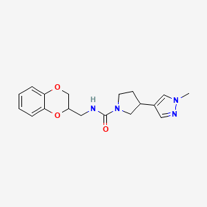 molecular formula C18H22N4O3 B6752942 N-(2,3-dihydro-1,4-benzodioxin-3-ylmethyl)-3-(1-methylpyrazol-4-yl)pyrrolidine-1-carboxamide 