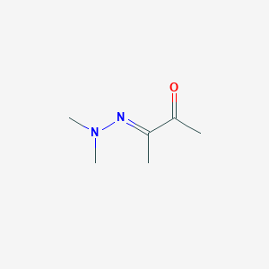molecular formula C6H12N2O B067695 (3E)-3-(Dimethylhydrazinylidene)butan-2-one CAS No. 181512-85-6