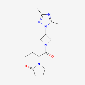 1-[1-[3-(3,5-Dimethyl-1,2,4-triazol-1-yl)azetidin-1-yl]-1-oxobutan-2-yl]pyrrolidin-2-one