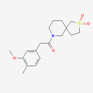 1-(2,2-Dioxo-2lambda6-thia-9-azaspiro[4.5]decan-9-yl)-2-(3-methoxy-4-methylphenyl)ethanone