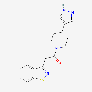 2-(1,2-benzothiazol-3-yl)-1-[4-(5-methyl-1H-pyrazol-4-yl)piperidin-1-yl]ethanone