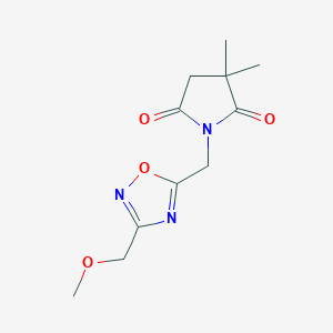 molecular formula C11H15N3O4 B6965079 1-[[3-(Methoxymethyl)-1,2,4-oxadiazol-5-yl]methyl]-3,3-dimethylpyrrolidine-2,5-dione 