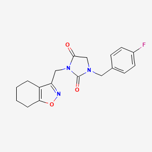 molecular formula C18H18FN3O3 B6966195 1-[(4-Fluorophenyl)methyl]-3-(4,5,6,7-tetrahydro-1,2-benzoxazol-3-ylmethyl)imidazolidine-2,4-dione 