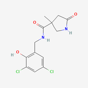 molecular formula C13H14Cl2N2O3 B6967239 N-[(3,5-dichloro-2-hydroxyphenyl)methyl]-3-methyl-5-oxopyrrolidine-3-carboxamide 