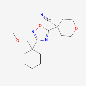 4-[3-[1-(Methoxymethyl)cyclohexyl]-1,2,4-oxadiazol-5-yl]oxane-4-carbonitrile