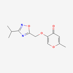 molecular formula C12H14N2O4 B6971719 2-Methyl-5-[(3-propan-2-yl-1,2,4-oxadiazol-5-yl)methoxy]pyran-4-one 