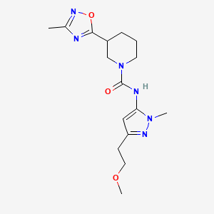 molecular formula C16H24N6O3 B6972698 N-[5-(2-methoxyethyl)-2-methylpyrazol-3-yl]-3-(3-methyl-1,2,4-oxadiazol-5-yl)piperidine-1-carboxamide 