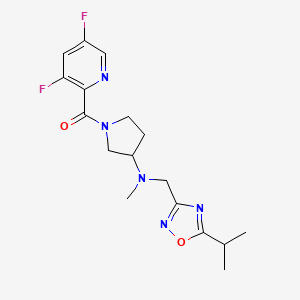 molecular formula C17H21F2N5O2 B6973165 (3,5-Difluoropyridin-2-yl)-[3-[methyl-[(5-propan-2-yl-1,2,4-oxadiazol-3-yl)methyl]amino]pyrrolidin-1-yl]methanone 