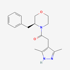 molecular formula C18H23N3O2 B6981335 1-[(3S)-3-benzylmorpholin-4-yl]-2-(3,5-dimethyl-1H-pyrazol-4-yl)ethanone 