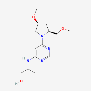 molecular formula C15H26N4O3 B6982472 2-[[6-[(2S,4S)-4-methoxy-2-(methoxymethyl)pyrrolidin-1-yl]pyrimidin-4-yl]amino]butan-1-ol 