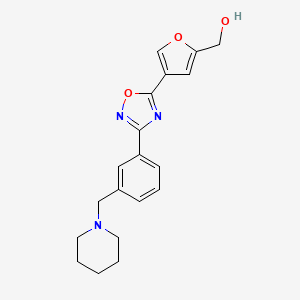 molecular formula C19H21N3O3 B6983295 [4-[3-[3-(Piperidin-1-ylmethyl)phenyl]-1,2,4-oxadiazol-5-yl]furan-2-yl]methanol 