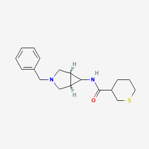 N-[(1S,5R)-3-benzyl-3-azabicyclo[3.1.0]hexan-6-yl]thiane-3-carboxamide