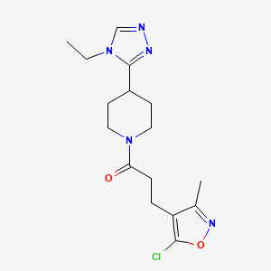 molecular formula C16H22ClN5O2 B7050442 3-(5-Chloro-3-methyl-1,2-oxazol-4-yl)-1-[4-(4-ethyl-1,2,4-triazol-3-yl)piperidin-1-yl]propan-1-one 