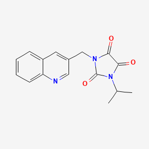 1-Propan-2-yl-3-(quinolin-3-ylmethyl)imidazolidine-2,4,5-trione