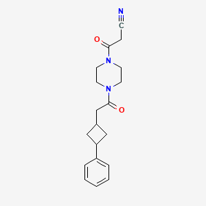 3-Oxo-3-[4-[2-(3-phenylcyclobutyl)acetyl]piperazin-1-yl]propanenitrile