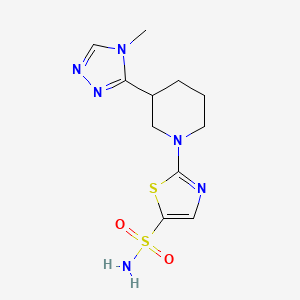 molecular formula C11H16N6O2S2 B7059032 2-[3-(4-Methyl-1,2,4-triazol-3-yl)piperidin-1-yl]-1,3-thiazole-5-sulfonamide 