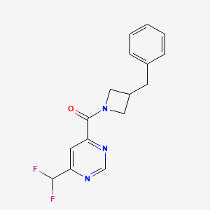 (3-Benzylazetidin-1-yl)-[6-(difluoromethyl)pyrimidin-4-yl]methanone