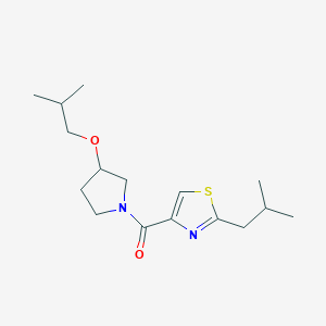 [3-(2-Methylpropoxy)pyrrolidin-1-yl]-[2-(2-methylpropyl)-1,3-thiazol-4-yl]methanone