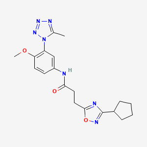 3-(3-cyclopentyl-1,2,4-oxadiazol-5-yl)-N-[4-methoxy-3-(5-methyltetrazol-1-yl)phenyl]propanamide