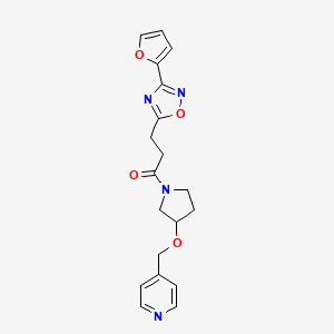 3-[3-(Furan-2-yl)-1,2,4-oxadiazol-5-yl]-1-[3-(pyridin-4-ylmethoxy)pyrrolidin-1-yl]propan-1-one