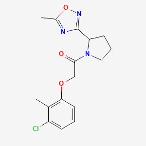 2-(3-Chloro-2-methylphenoxy)-1-[2-(5-methyl-1,2,4-oxadiazol-3-yl)pyrrolidin-1-yl]ethanone