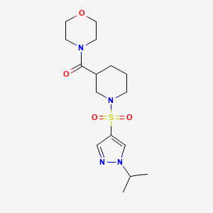 molecular formula C16H26N4O4S B7186193 Morpholin-4-yl-[1-(1-propan-2-ylpyrazol-4-yl)sulfonylpiperidin-3-yl]methanone 