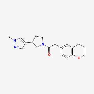 2-(3,4-dihydro-2H-chromen-6-yl)-1-[3-(1-methylpyrazol-4-yl)pyrrolidin-1-yl]ethanone