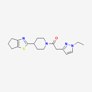 1-[4-(5,6-dihydro-4H-cyclopenta[d][1,3]thiazol-2-yl)piperidin-1-yl]-2-(1-ethylpyrazol-3-yl)ethanone