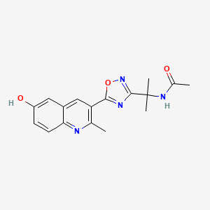 N-[2-[5-(6-hydroxy-2-methylquinolin-3-yl)-1,2,4-oxadiazol-3-yl]propan-2-yl]acetamide