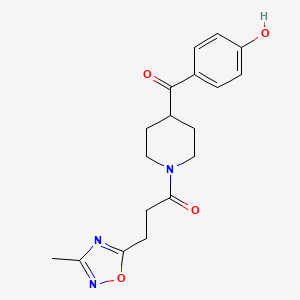 molecular formula C18H21N3O4 B7326794 1-[4-(4-Hydroxybenzoyl)piperidin-1-yl]-3-(3-methyl-1,2,4-oxadiazol-5-yl)propan-1-one 