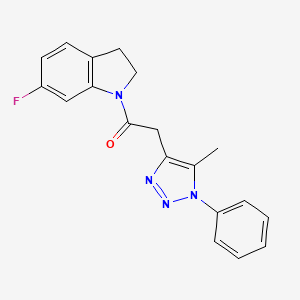 molecular formula C19H17FN4O B7328597 1-(6-Fluoro-2,3-dihydroindol-1-yl)-2-(5-methyl-1-phenyltriazol-4-yl)ethanone 