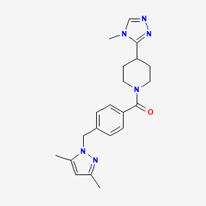 molecular formula C21H26N6O B7328804 [4-[(3,5-Dimethylpyrazol-1-yl)methyl]phenyl]-[4-(4-methyl-1,2,4-triazol-3-yl)piperidin-1-yl]methanone 