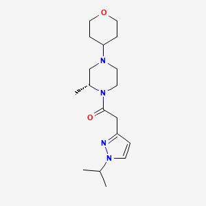 1-[(2R)-2-methyl-4-(oxan-4-yl)piperazin-1-yl]-2-(1-propan-2-ylpyrazol-3-yl)ethanone