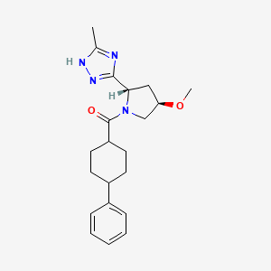 molecular formula C21H28N4O2 B7335416 [(2S,4R)-4-methoxy-2-(5-methyl-1H-1,2,4-triazol-3-yl)pyrrolidin-1-yl]-(4-phenylcyclohexyl)methanone 