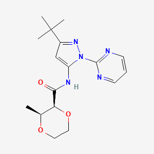 molecular formula C17H23N5O3 B7346318 (2S,3S)-N-(5-tert-butyl-2-pyrimidin-2-ylpyrazol-3-yl)-3-methyl-1,4-dioxane-2-carboxamide 