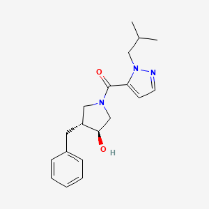 molecular formula C19H25N3O2 B7351735 [(3R,4S)-3-benzyl-4-hydroxypyrrolidin-1-yl]-[2-(2-methylpropyl)pyrazol-3-yl]methanone 