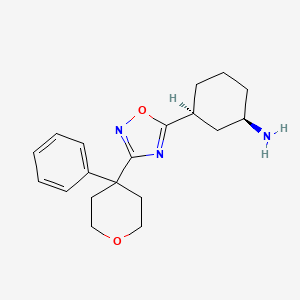 (1R,3S)-3-[3-(4-phenyloxan-4-yl)-1,2,4-oxadiazol-5-yl]cyclohexan-1-amine