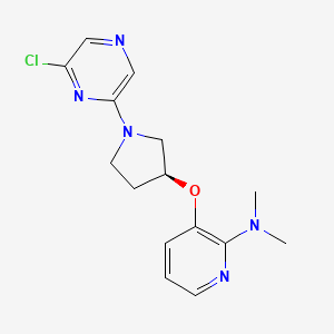 molecular formula C15H18ClN5O B7354922 3-[(3S)-1-(6-chloropyrazin-2-yl)pyrrolidin-3-yl]oxy-N,N-dimethylpyridin-2-amine 