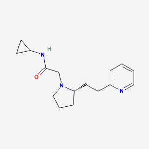 molecular formula C16H23N3O B7355330 N-cyclopropyl-2-[(2S)-2-(2-pyridin-2-ylethyl)pyrrolidin-1-yl]acetamide 